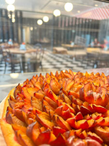 dieses Foto zeigt einen Kuchen - im Restaurant GUSTAV