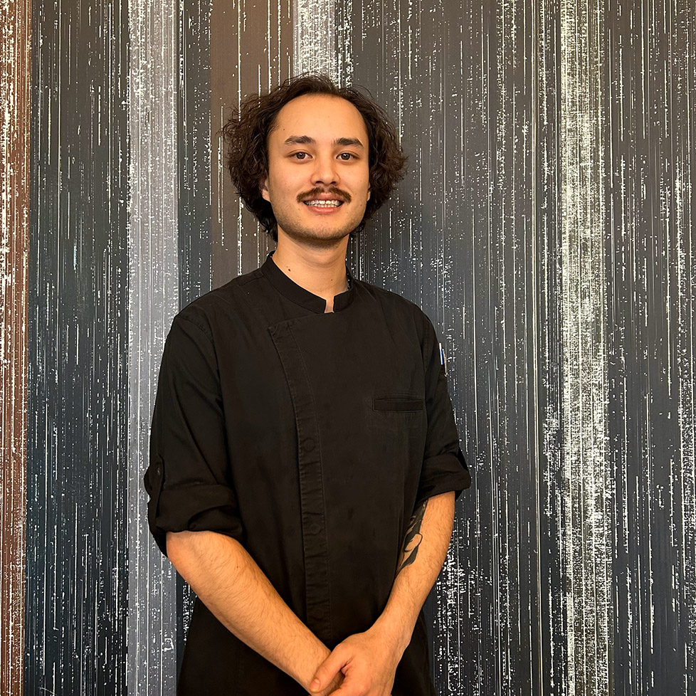 dieses Foto zeigt Seng Diefenthaler, Küchenchef im Restaurant GUSTAV